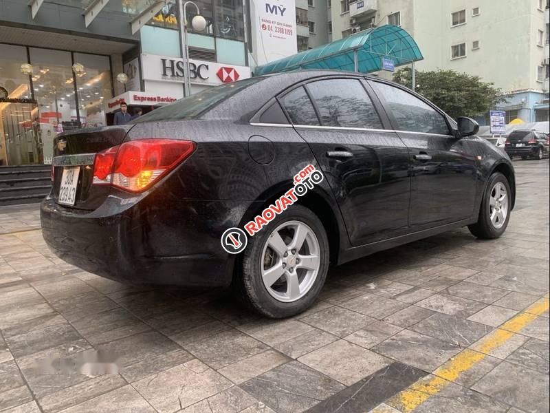 Cần bán lại xe Chevrolet Cruze LTZ sản xuất năm 2014, màu đen số tự động-3