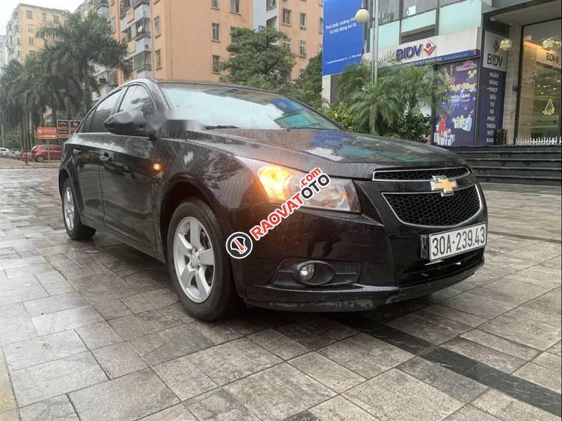 Cần bán lại xe Chevrolet Cruze LTZ sản xuất năm 2014, màu đen số tự động-5