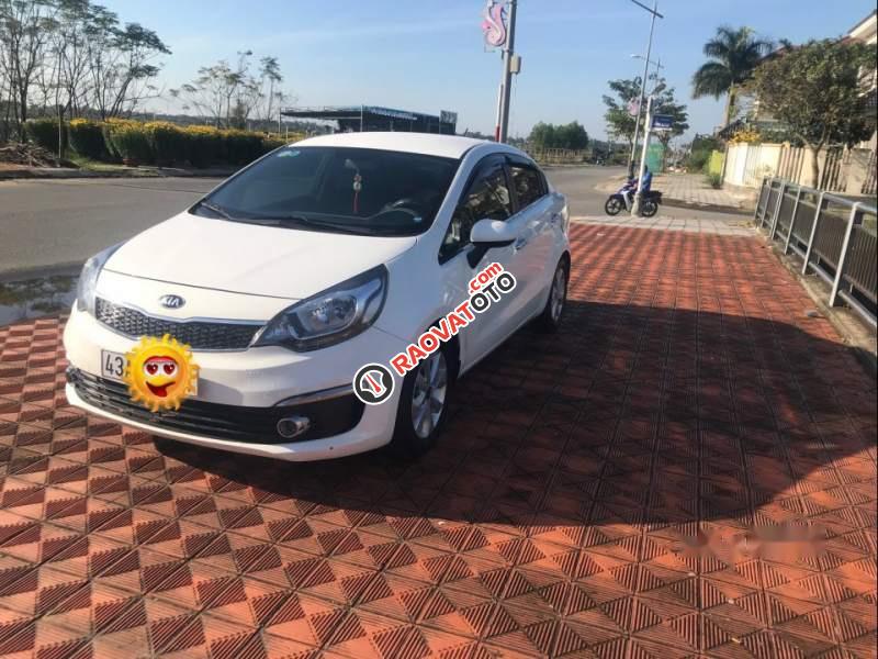 Cần bán xe Kia Rio số sàn mới keng, xe gia đình sử dụng kĩ
-2