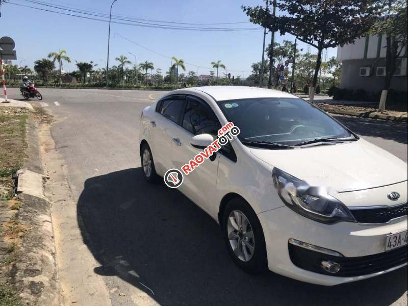 Cần bán xe Kia Rio số sàn mới keng, xe gia đình sử dụng kĩ
-0