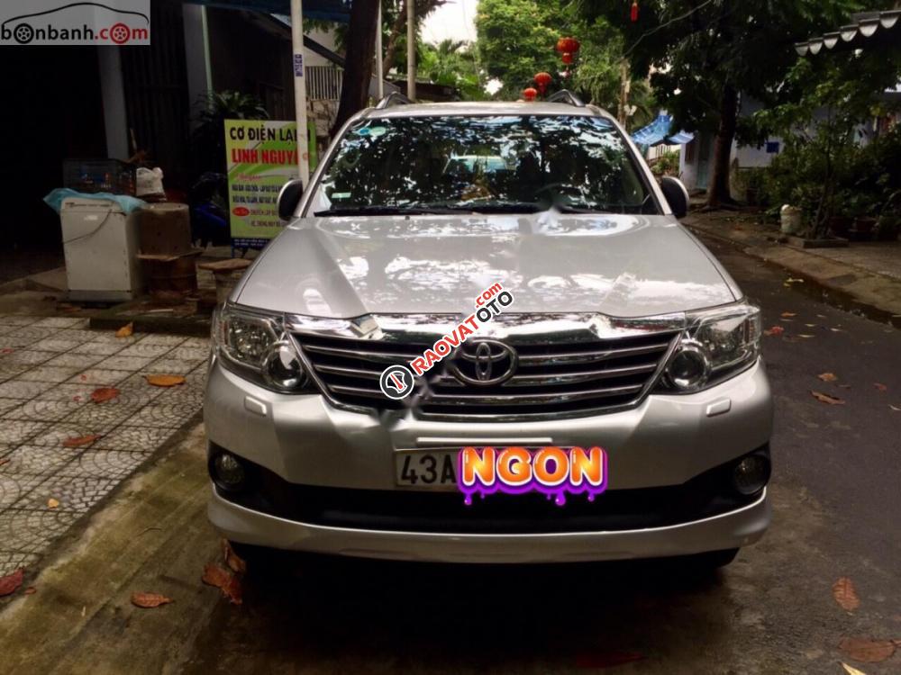 Cần bán gấp Toyota Fortuner 2.7V 4x4 AT đời 2013, xe màu bạc-0