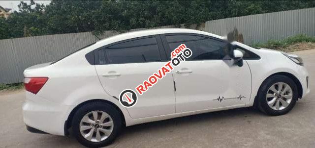 Bán xe Kia Rio MT năm sản xuất 2015, màu trắng, nhập khẩu  -2