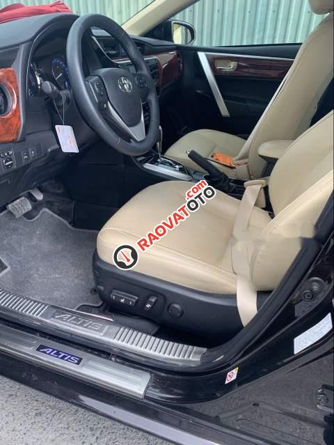 Cần bán Toyota Corolla 1.8G sản xuất năm 2018, màu đen-0