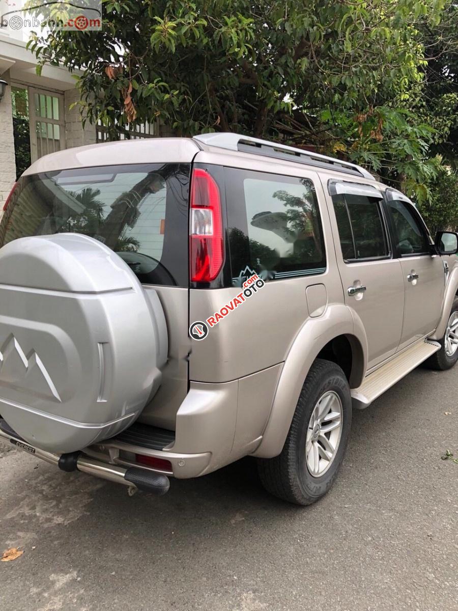 Bán xe Ford Everest 2.5 MT đời 2009, màu bạc, giá chỉ 444 triệu-0
