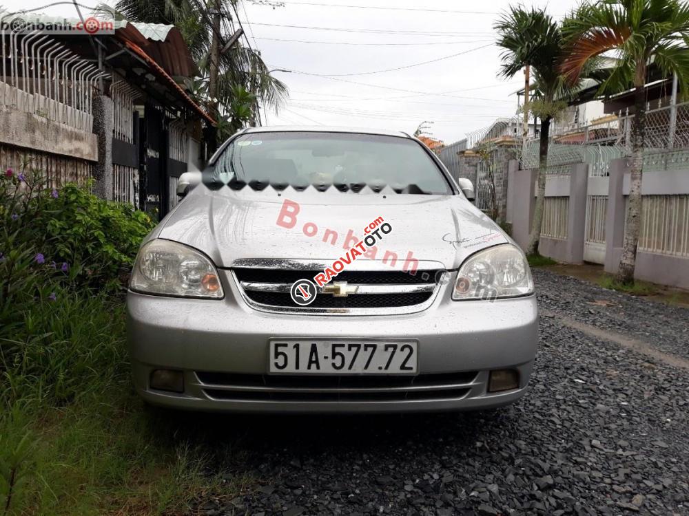 Cần bán Chevrolet Lacetti EX 2009, màu bạc, xe gia đình, giá 215tr-5