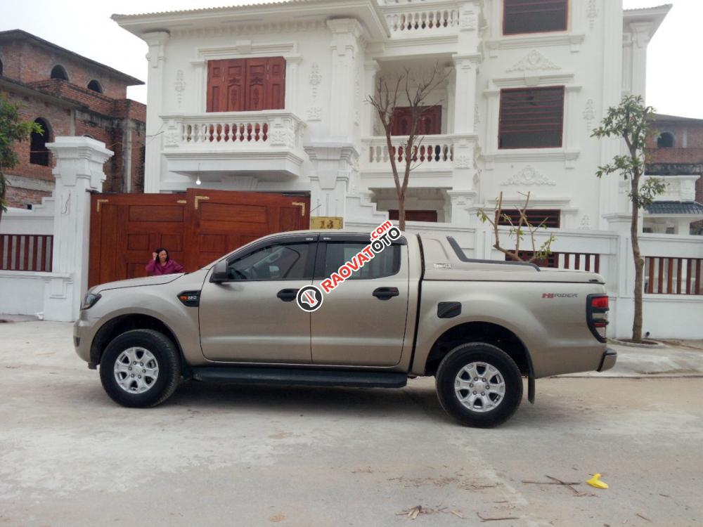 Bán Ford Ranger XLS 4x2 MT đời 2017, nhập khẩu, như mới cứng-2