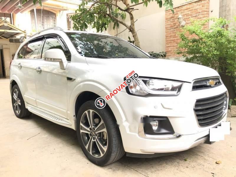 Cần bán lại xe Chevrolet Captiva năm sản xuất 2017, màu trắng -3