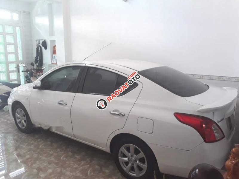 Bán Nissan Sunny XV năm sản xuất 2015, màu trắng  -4