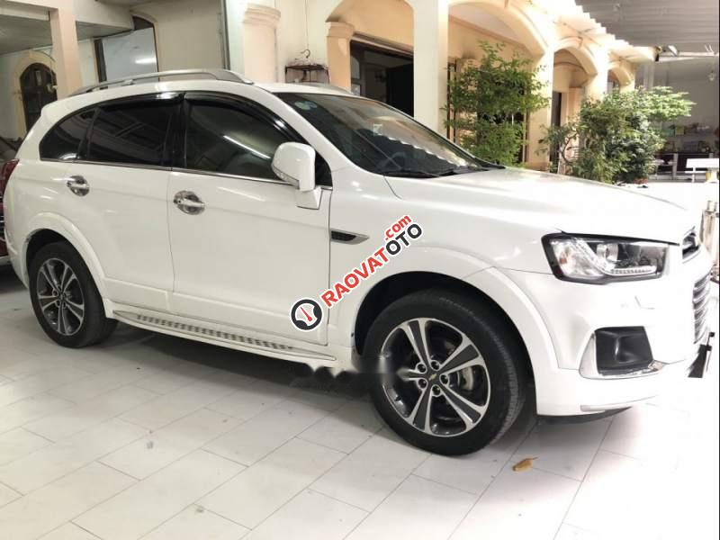 Cần bán lại xe Chevrolet Captiva năm sản xuất 2017, màu trắng -2