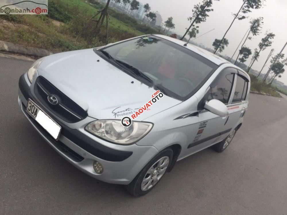 Cần bán Getz sản xuất 2010, xe bản đủ kịch đồ như 2 đèn trần, túi khí vô lăng, tay lái gật gù, khóa khiển từ xa, hộp đựng kính phía lái-8