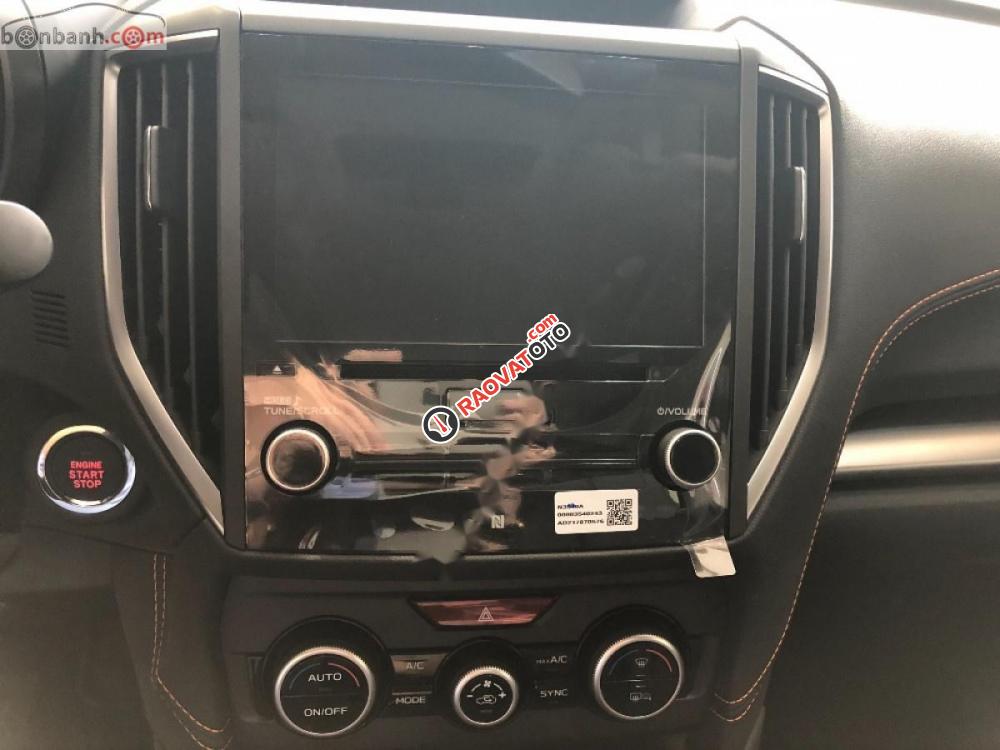 Cần bán Subaru XV 2.0 I-S Eyesight đời 2019, màu trắng, xe giao ngay-4