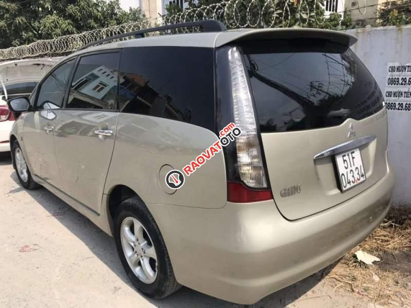 Cần bán xe Mitsubishi Grandis AT đời 2005, xe không thủy kích-2