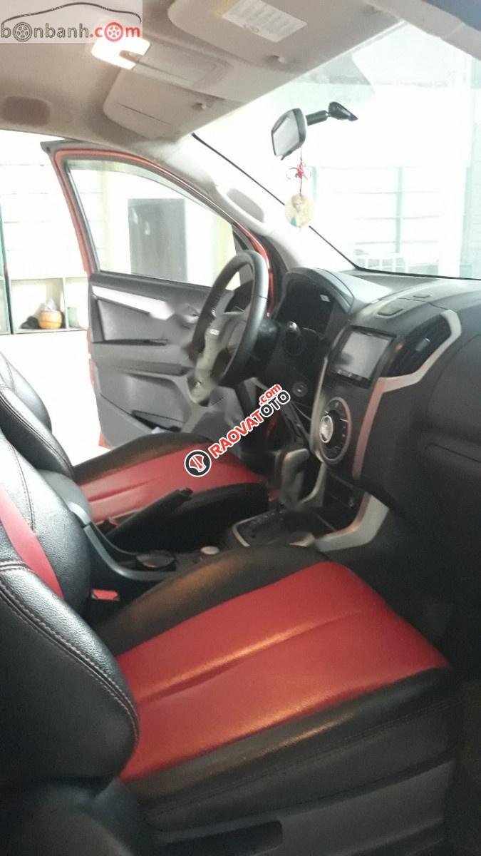 Cần bán Isuzu Dmax màu đỏ, sản xuất 2015, số tự động, bản 2 cầu-3