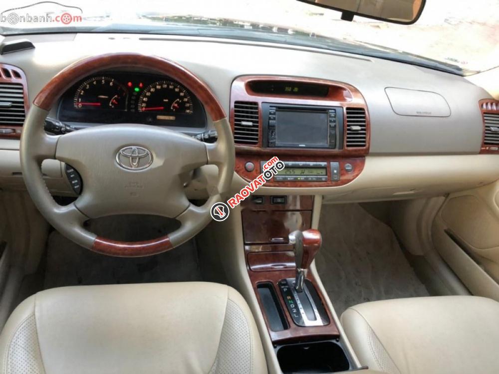 Cần bán Toyota Camry 3.0V, xe sản xuất 2002, số tự động, màu đen, nội thất màu kem, biển 4 số thành phố-5