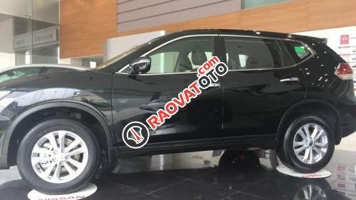 Bán xe Nissan X trail 2.0 AT sản xuất 2018, màu đen-3