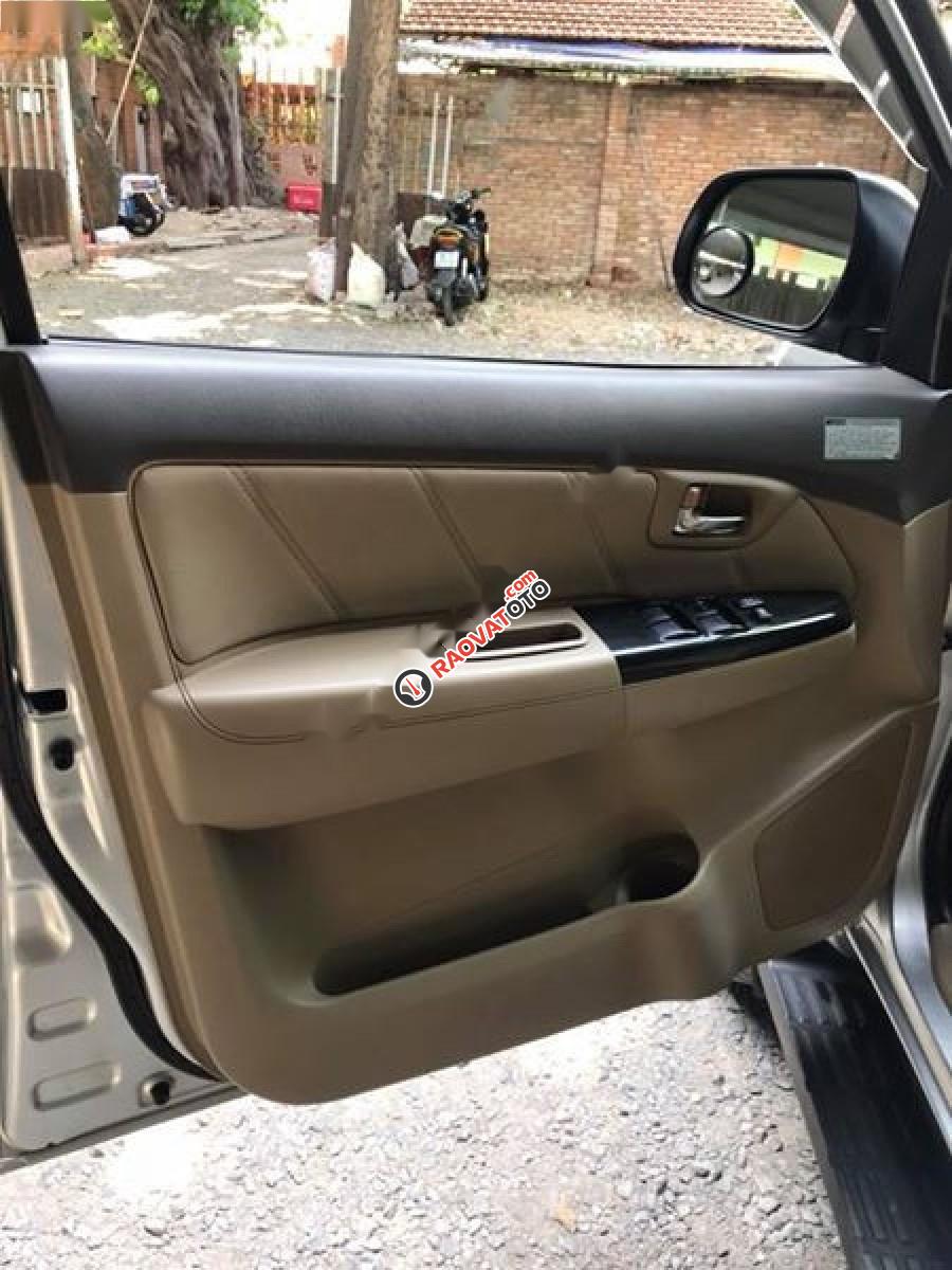 Cần bán xe Fortuner cuối 2013, odo chuẩn gần 75000 km-4