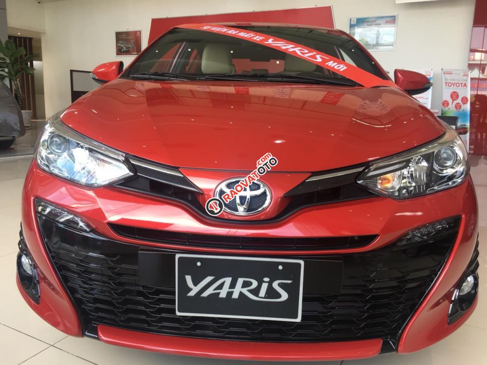 Bán rất gấp Toyota Yaris 1.5G CVT đủ màu, xe nhập, giá tốt 0906882329-0