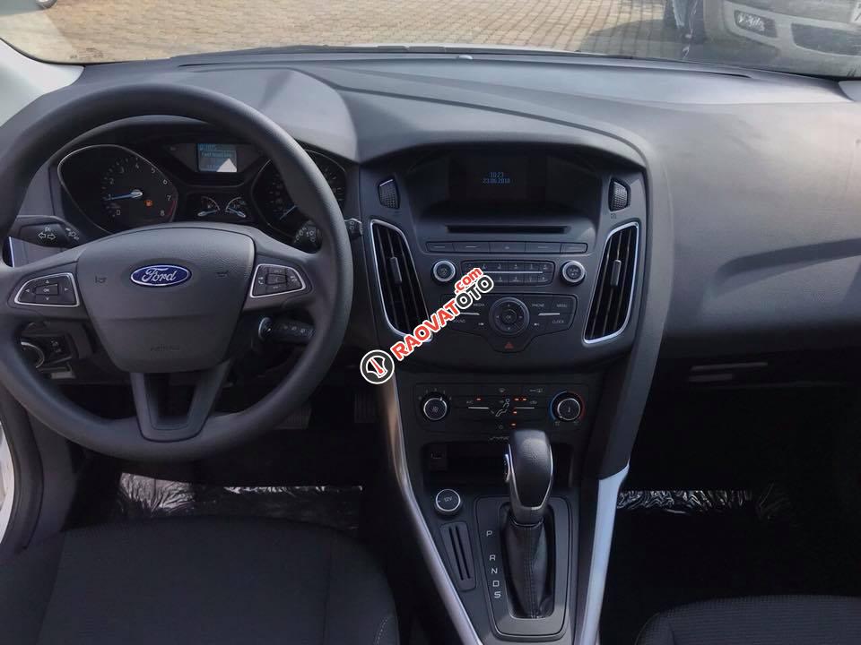 Bán xe Ford Focus Trend, Titanium và Sport 2019, Khuyến mãi: BHVC, Phim, Camera hành trình,.. LH ngay: 093.543.7595-6