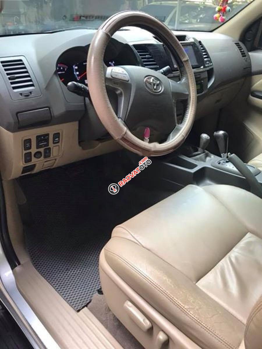Cần bán xe Fortuner cuối 2013, odo chuẩn gần 75000 km-6
