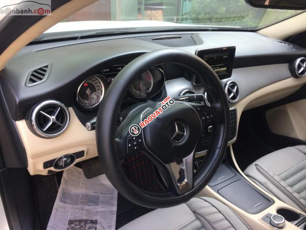 Bán xe Mercedes GLA 200 đời 2015, màu trắng, xe nhập-4