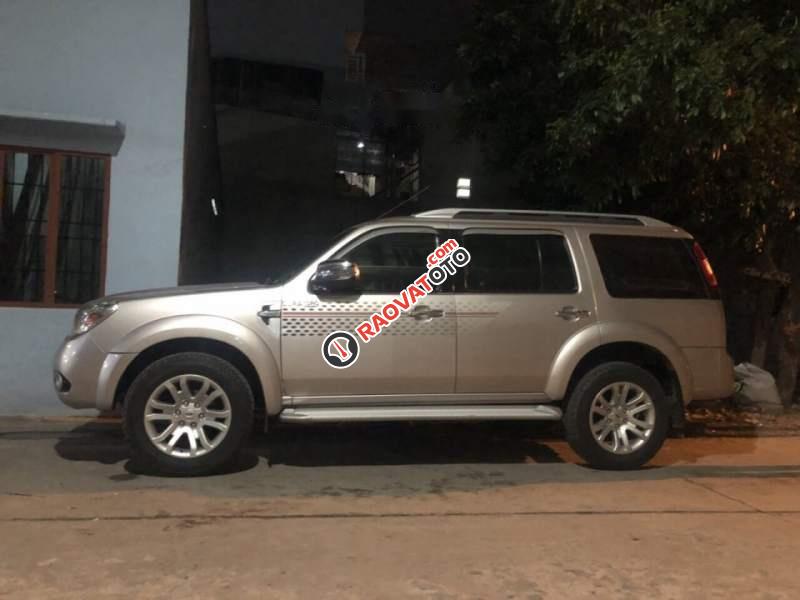 Bán Ford Everest MT 2013 chính chủ, giá tốt-1