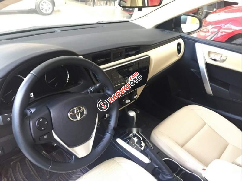Cần bán lại xe Toyota Corolla altis 2019, màu trắng, 733 triệu-4
