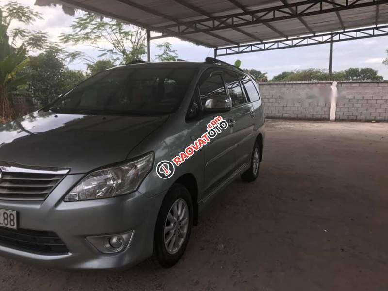 Bán xe Toyota Innova V sản xuất 2012, màu xám, giá chỉ 498 triệu-0