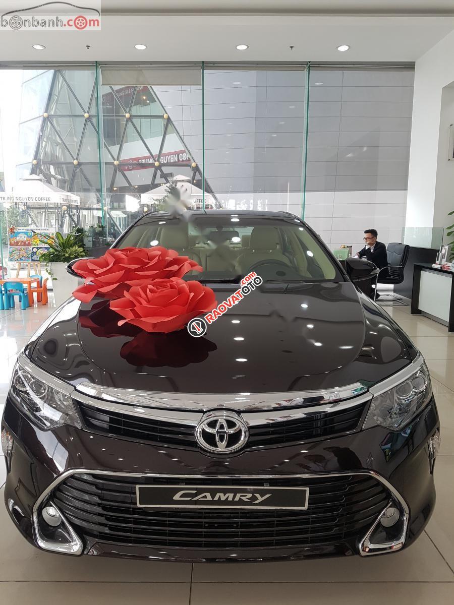 Bán Toyota Camry 2.0 E 2019, giá 997 triệu-9