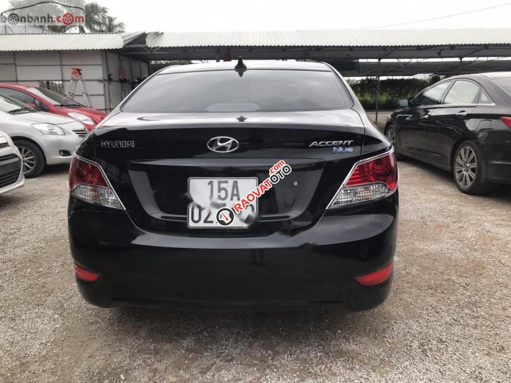 Bán xe Hyundai Accent Blue đời 2011, màu đen, xe nhập khẩu -5