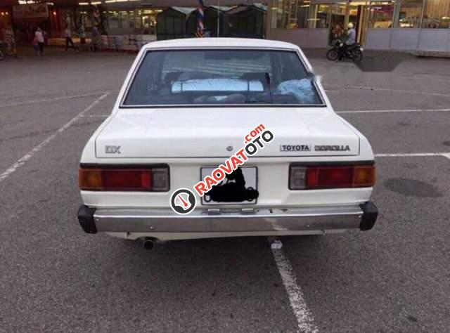 Cần bán gấp Toyota Corolla năm sản xuất 1979, màu trắng, xe nhập, 150tr-2