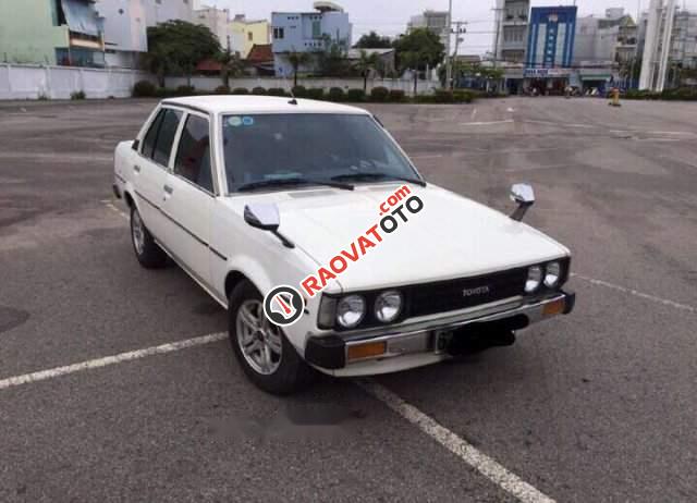 Cần bán gấp Toyota Corolla năm sản xuất 1979, màu trắng, xe nhập, 150tr-3