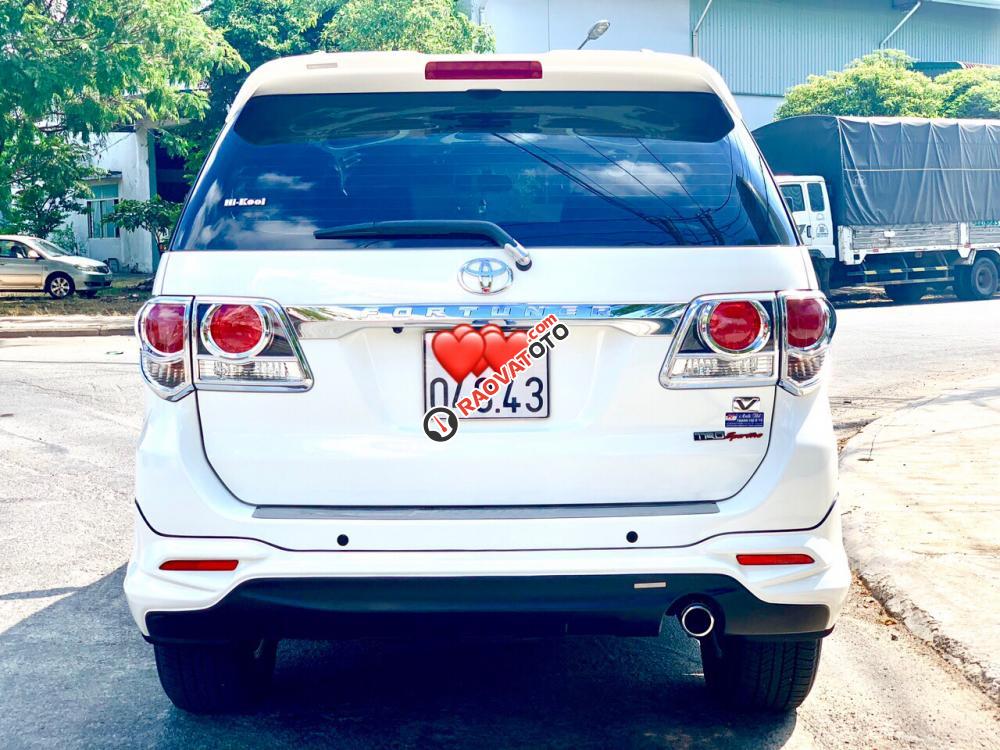 Bán Toyota Fortuner TRD Sportivo 2016 chạy lướt 28.000km, mới như xe hãng-2