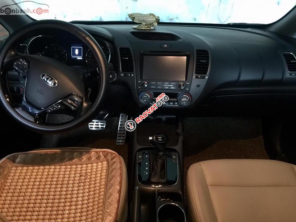 Cần bán gấp Kia Cerato 1.6 đời 2016 chính chủ  -6