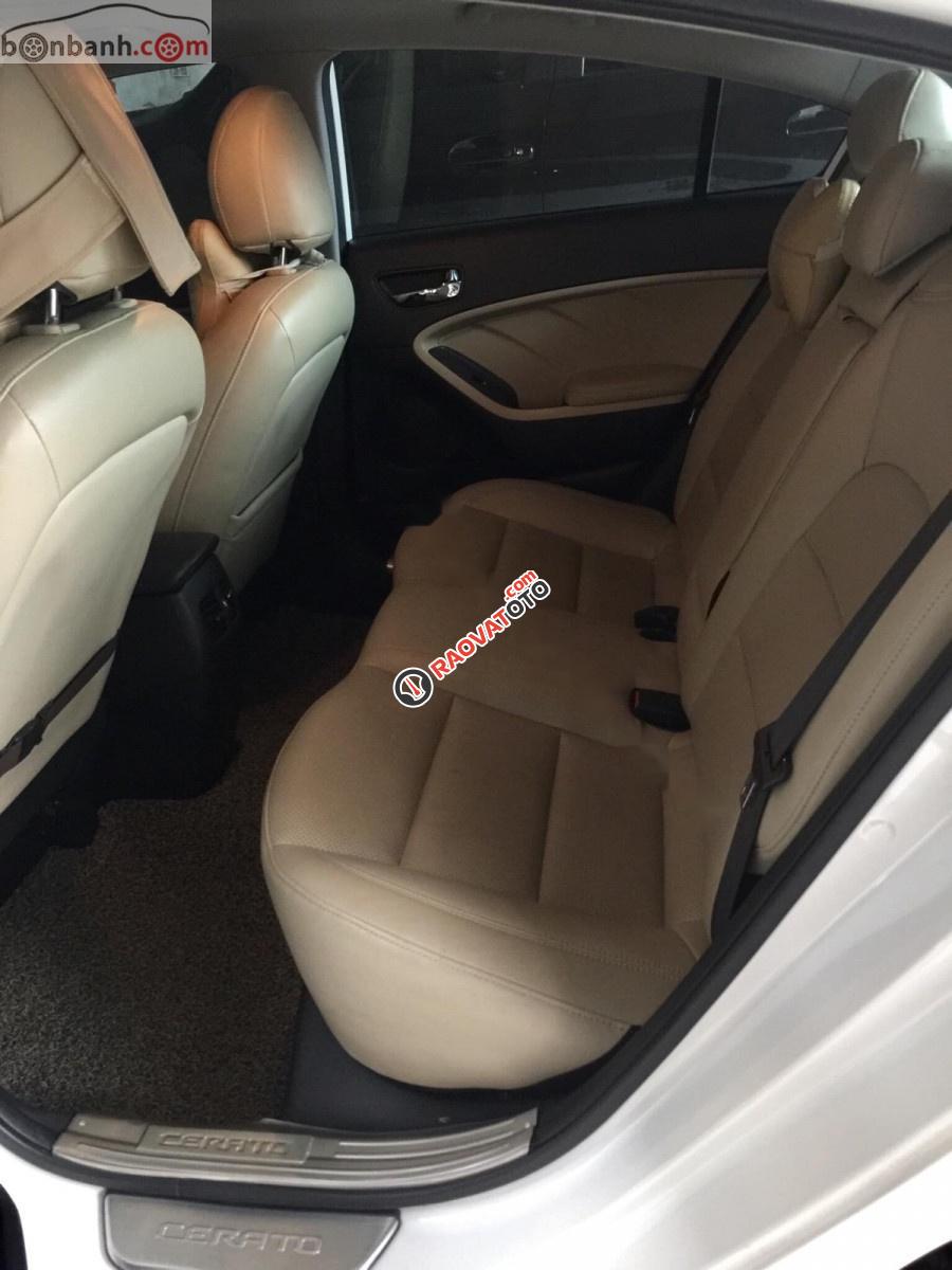 Cần bán gấp Kia Cerato 1.6 đời 2016 chính chủ  -4