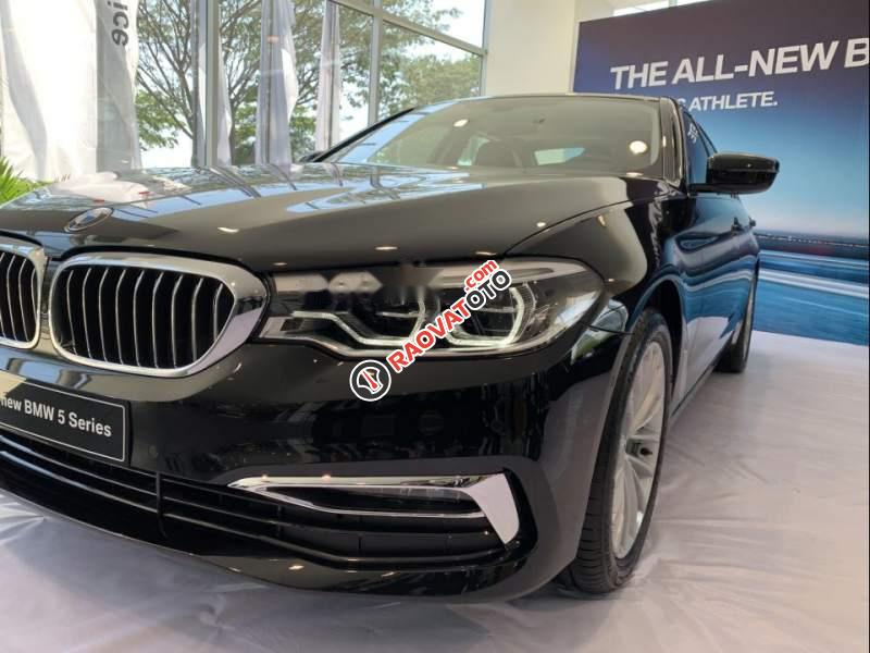 Bán BMW 520i năm 2019, màu đen, nhập khẩu-4
