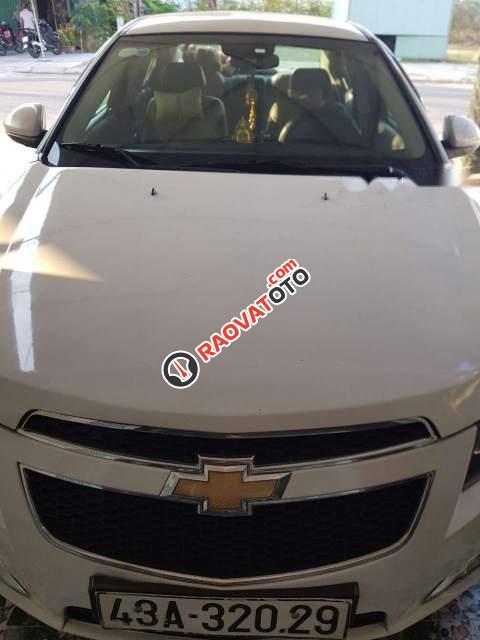 Cần bán xe Chevrolet Cruze LS sản xuất 2010, màu trắng xe gia đình giá cạnh tranh-2