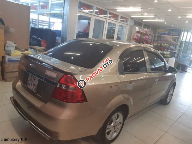 Bán xe Chevrolet Aveo 2016 số tự động, màu vàng, mới 90%, xe 1 đời chủ-5