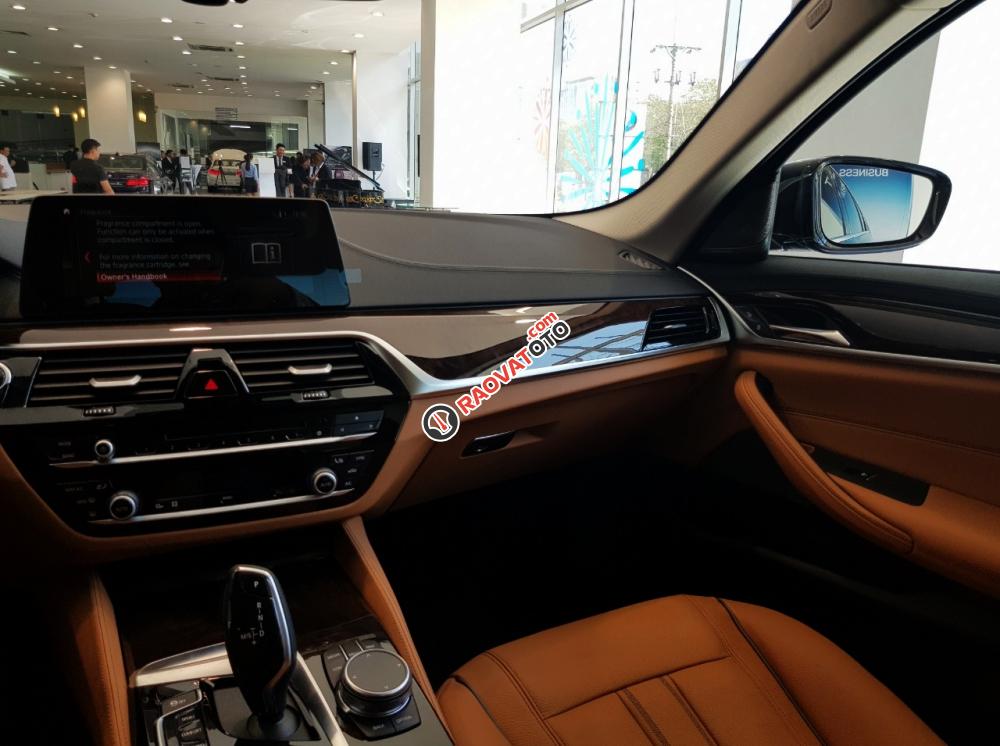 BMW 530i 2019, xe giao ngay, bảo hành toàn quốc, gói khuyến mãi 50 triệu-0