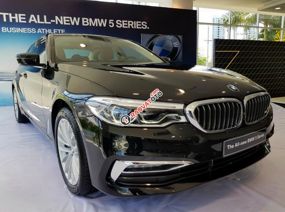 BMW 530i 2019, xe giao ngay, bảo hành toàn quốc, gói khuyến mãi 50 triệu-4