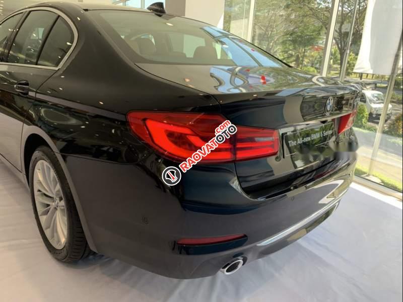 Bán BMW 520i năm 2019, màu đen, nhập khẩu-3
