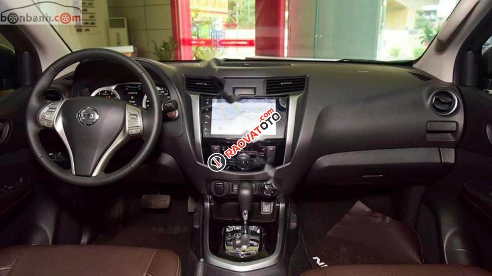 Cần bán Nissan Terrano Terra V 2.5 AT 4WD năm 2018, màu vàng, xe nhập-1