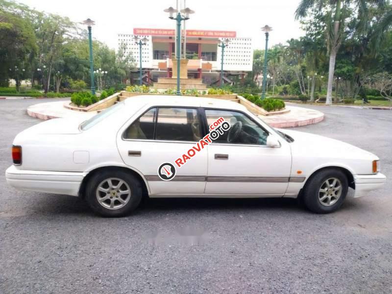 Bán xe Mazda 929 đời 1998, màu trắng, xe nhập-4