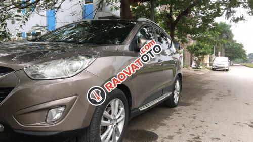 Cần bán xe Hyundai Tucson 2.0 AT sản xuất 2010, màu xám-7