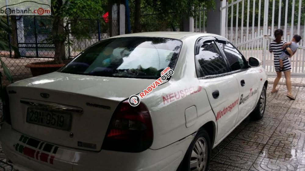 Bán xe Daewoo Nubira sản xuất năm 2002, màu trắng-2