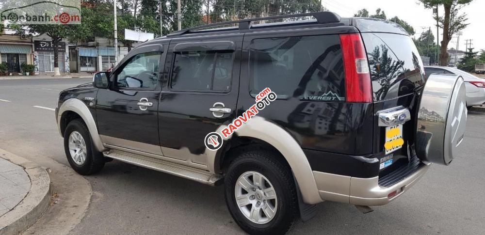 Cần bán xe Ford Everest 2.5 MT 2007, màu đen, giá 358tr-3