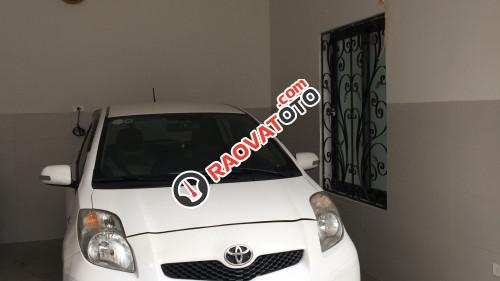 Cần bán gấp Toyota Yaris 1.3 đời 2008, màu trắng chính chủ, 370tr-2