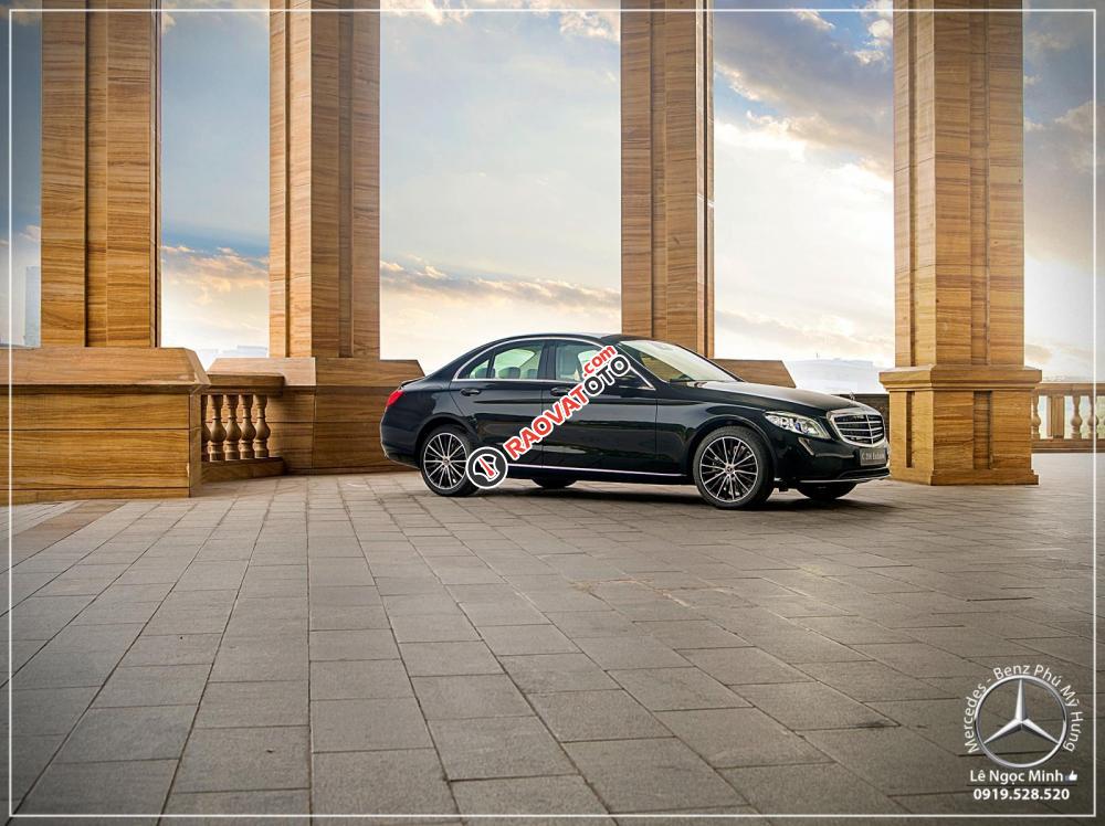 Mercedes-Benz C200 Exclusive New 2020, động cơ mới 2.0 - giá bán tốt nhất, giao xe sớm, trả góp 80%-10