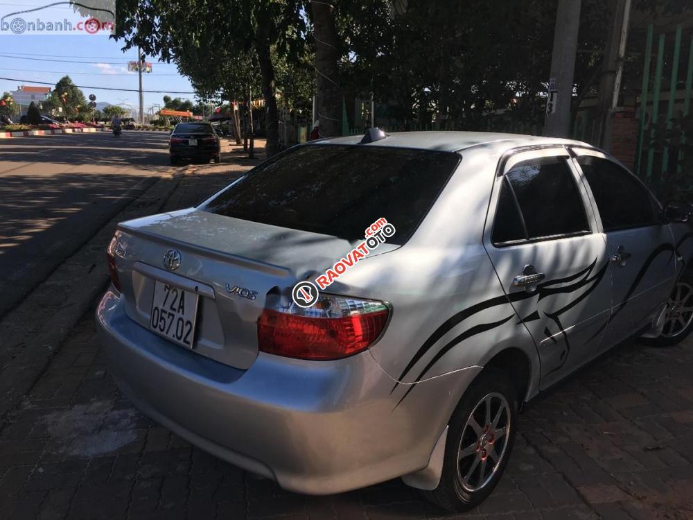 Bán Toyota Vios 1.5G đời 2005, màu bạc, 265tr-2