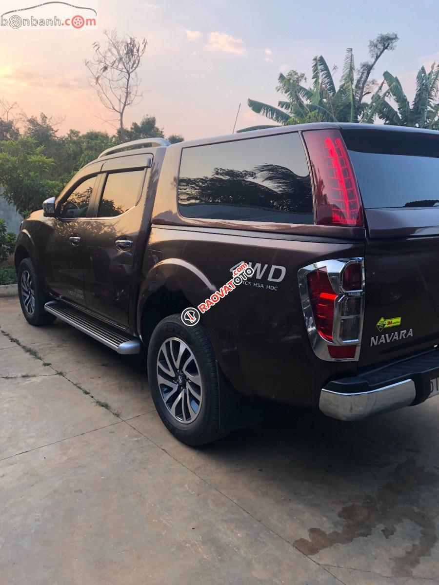 Bán xe Nissan Navara VL đời 2017, màu nâu, xe còn như mới-2