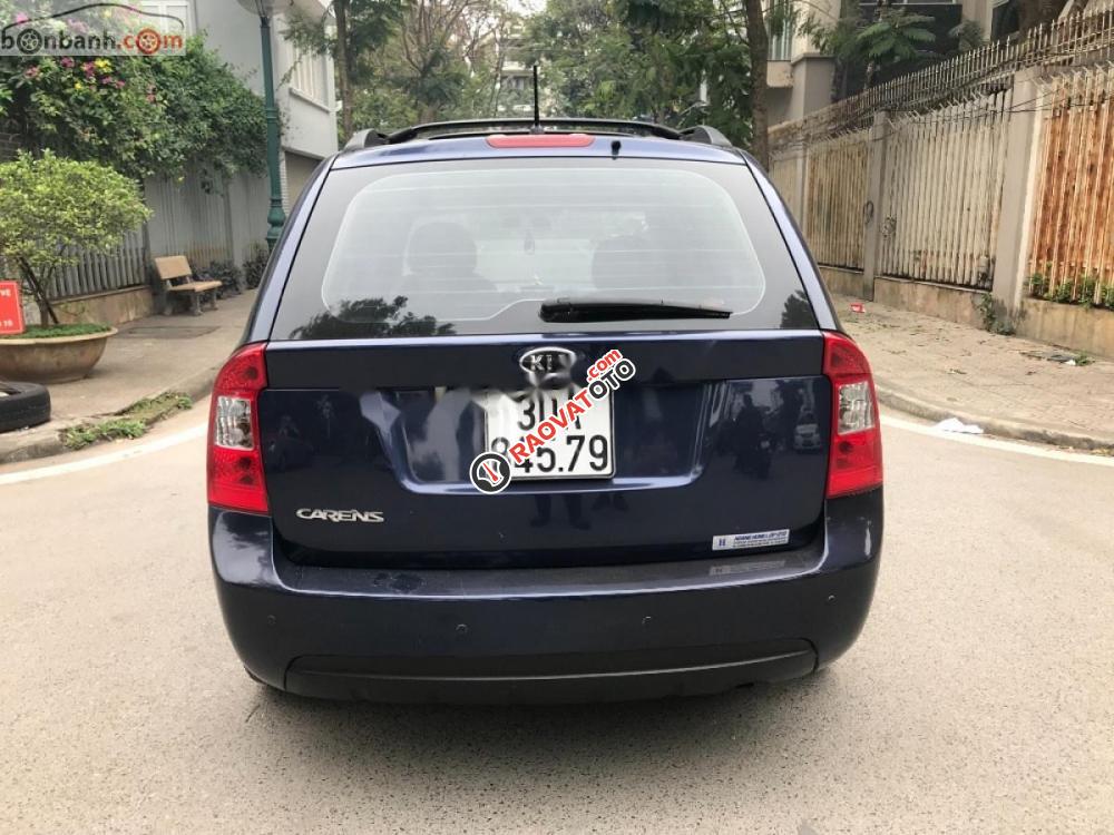 Bán Kia Carens 7 chỗ ngồi, nhập khẩu, số tự động, xe gia đình chính chủ sử dụng-5
